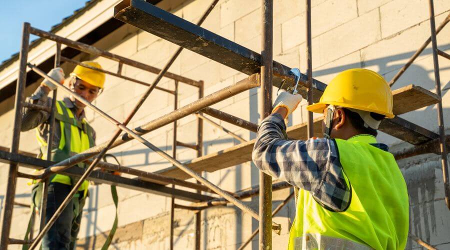 Professional gutter cleaning in Denton, MD